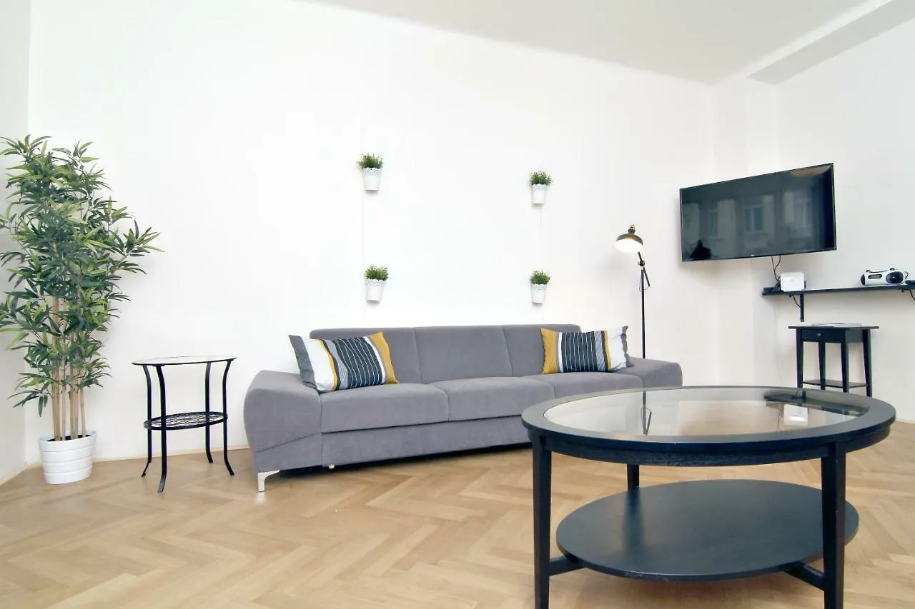 Apartments With 2 Bathrooms Praag
