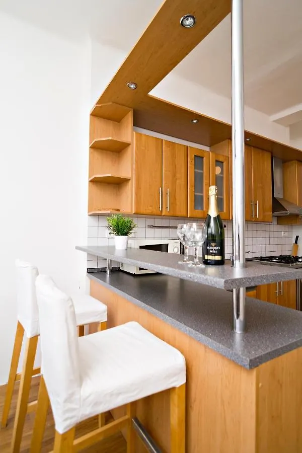 Apartments With 2 Bathrooms Praag 0*,