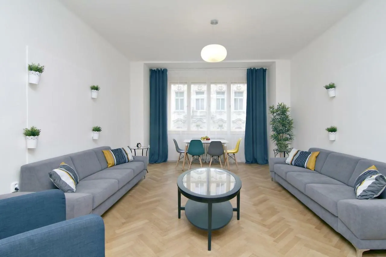 Apartments With 2 Bathrooms Praha