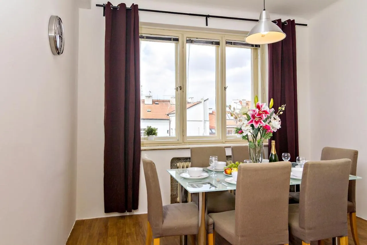 Apartments With 2 Bathrooms Praha 0*,