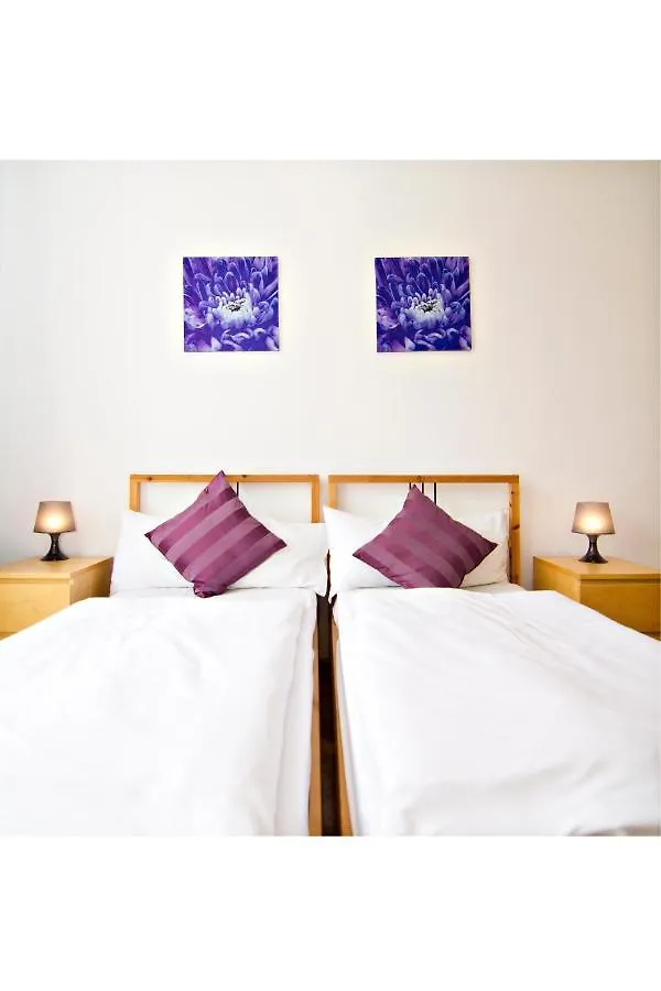 Apartments With 2 Bathrooms Praha